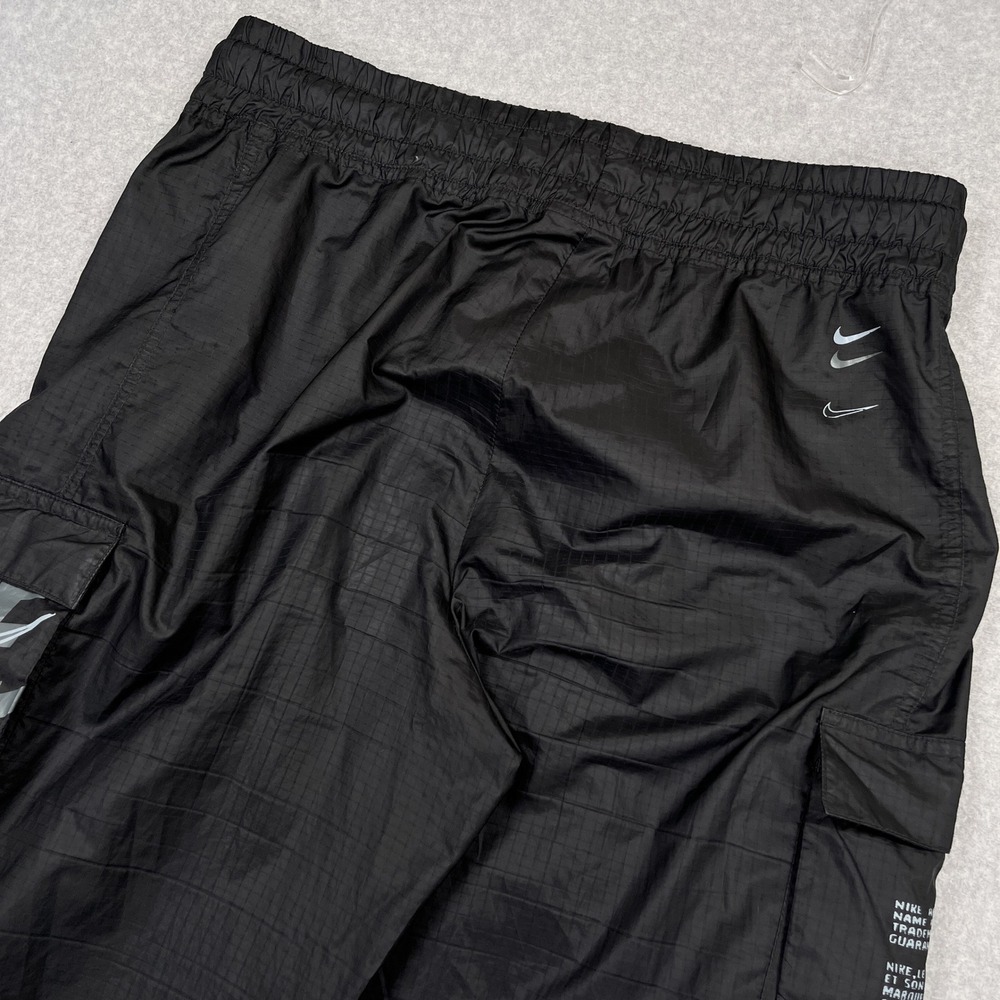 Nike Sportswear Swoosh Pants Mens Medium Black Woven Cargo Joggers CU3562-010 - Picture 8 of 16